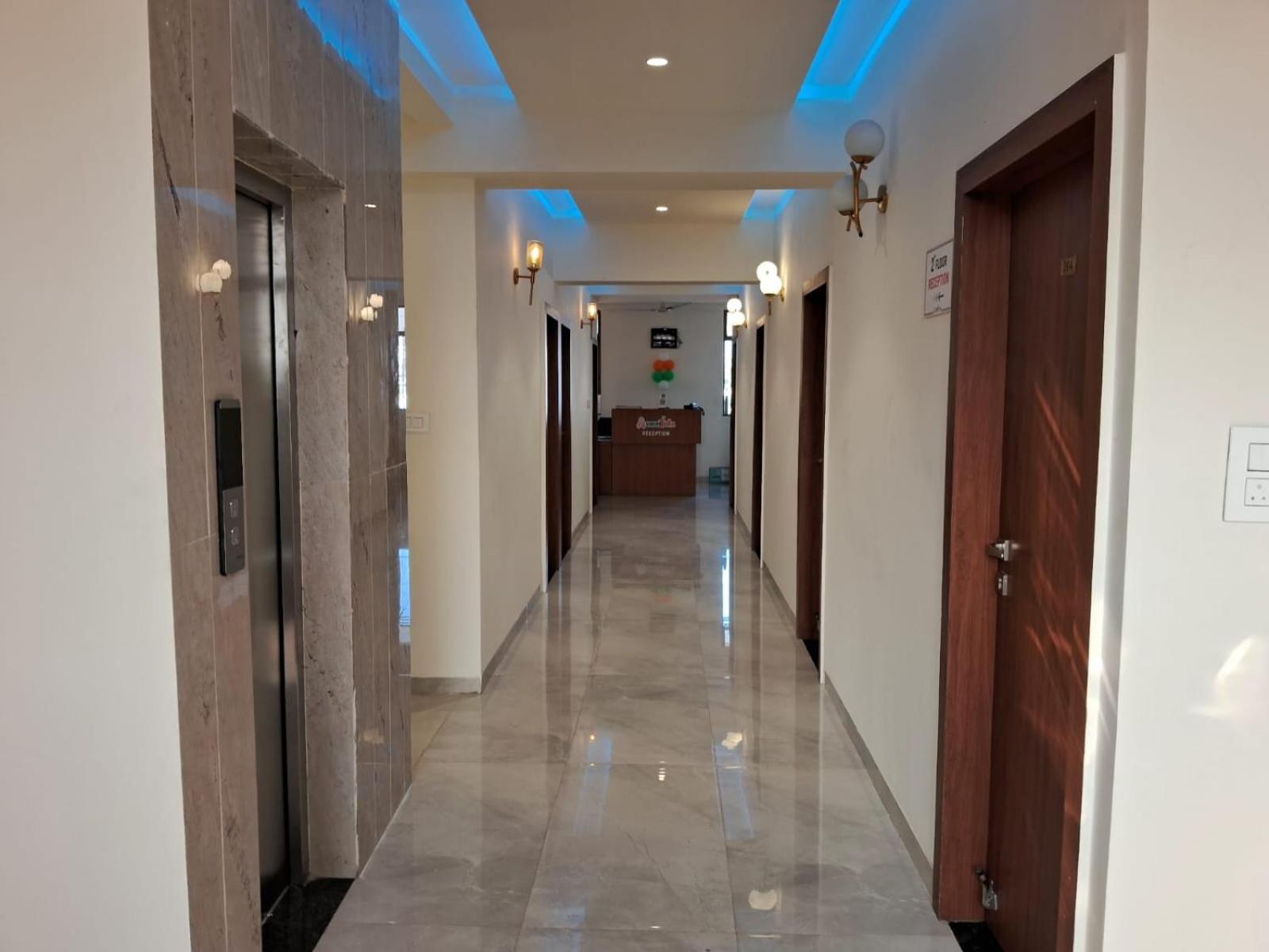Hotel The Marion Nashik Exterior photo